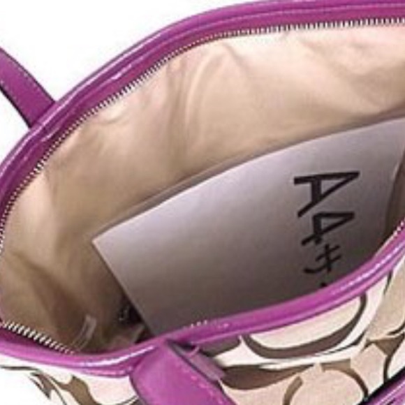 COACH SIGNATURE STRIPE FOLDOVER TOTE - Picture 3 of 6